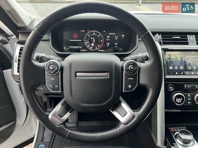 Білий Ленд Ровер Діскавері, об'ємом двигуна 2.99 л та пробігом 155 тис. км за 36000 $, фото 15 на Automoto.ua