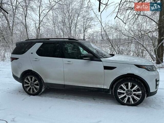 Белый Ленд Ровер Дискавери, объемом двигателя 3 л и пробегом 142 тыс. км за 29900 $, фото 4 на Automoto.ua