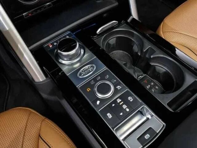 Ленд Ровер Дискавери 2018 в Киеве на Automoto.ua Белый Ленд Ровер Дискавери, объемом двигателя 3 л и пробегом 75 тыс. км за 28000 $, фото 9 на Automoto.ua