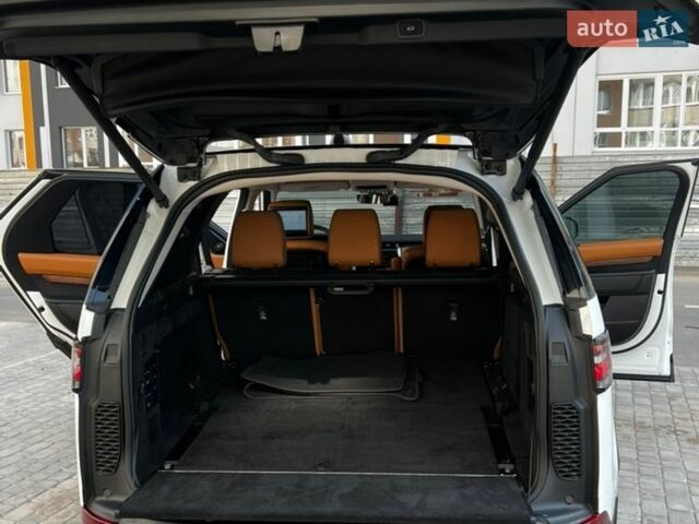 Белый Ленд Ровер Дискавери, объемом двигателя 3 л и пробегом 114 тыс. км за 34900 $, фото 53 на Automoto.ua