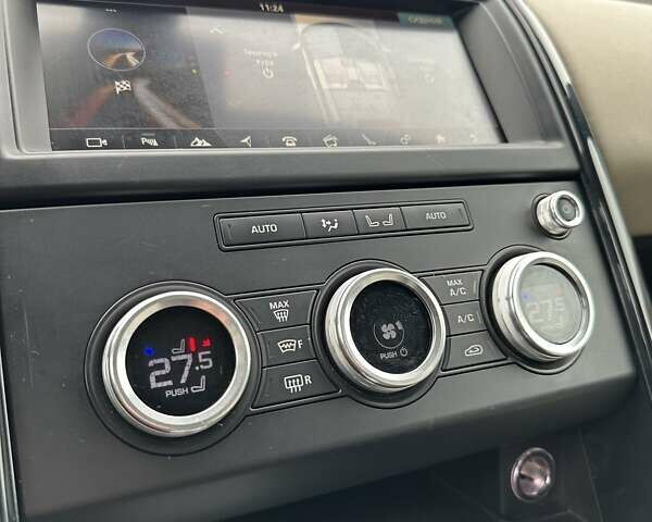 Ленд Ровер Діскавері 2018 у Буче на Automoto.ua Білий Ленд Ровер Діскавері, об'ємом двигуна 3 л та пробігом 155 тис. км за 26999 $, фото 56 на Automoto.ua