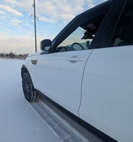 Белый Ленд Ровер Дискавери, объемом двигателя 3 л и пробегом 183 тыс. км за 28882 $, фото 1 на Automoto.ua