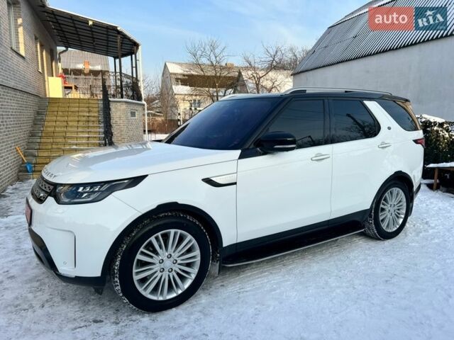 Білий Ленд Ровер Діскавері, об'ємом двигуна 3 л та пробігом 114 тис. км за 35900 $, фото 6 на Automoto.ua