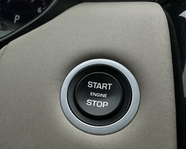 Ленд Ровер Діскавері 2018 у Буче на Automoto.ua Білий Ленд Ровер Діскавері, об'ємом двигуна 3 л та пробігом 155 тис. км за 26999 $, фото 49 на Automoto.ua