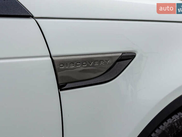 Белый Ленд Ровер Дискавери, объемом двигателя 2 л и пробегом 115 тыс. км за 35555 $, фото 16 на Automoto.ua