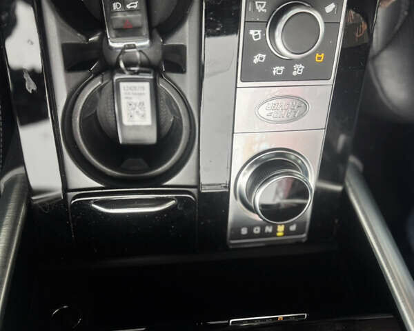 Белый Ленд Ровер Дискавери, объемом двигателя 3 л и пробегом 50 тыс. км за 40000 $, фото 8 на Automoto.ua