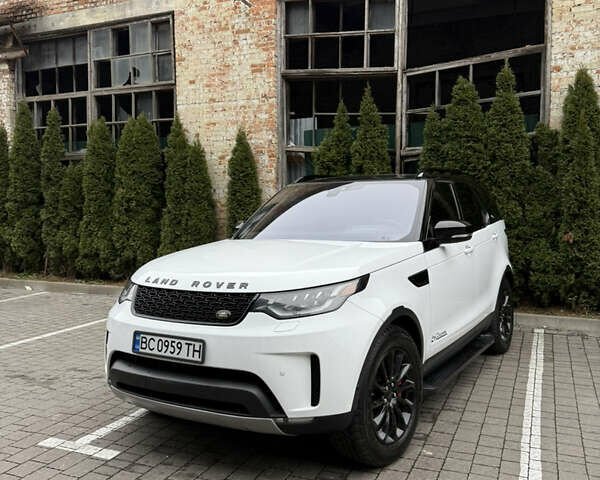 Белый Ленд Ровер Дискавери, объемом двигателя 3 л и пробегом 87 тыс. км за 35000 $, фото 1 на Automoto.ua