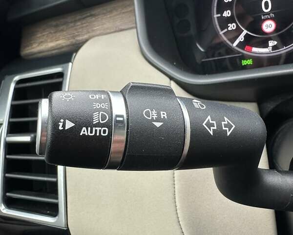 Ленд Ровер Діскавері 2018 у Буче на Automoto.ua Білий Ленд Ровер Діскавері, об'ємом двигуна 3 л та пробігом 155 тис. км за 26999 $, фото 46 на Automoto.ua