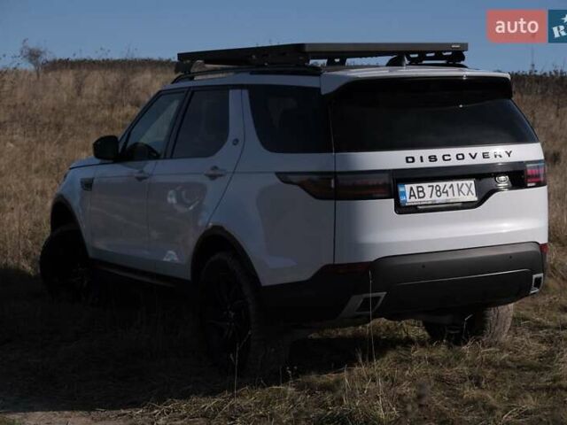 Білий Ленд Ровер Діскавері, об'ємом двигуна 3 л та пробігом 156 тис. км за 33000 $, фото 39 на Automoto.ua