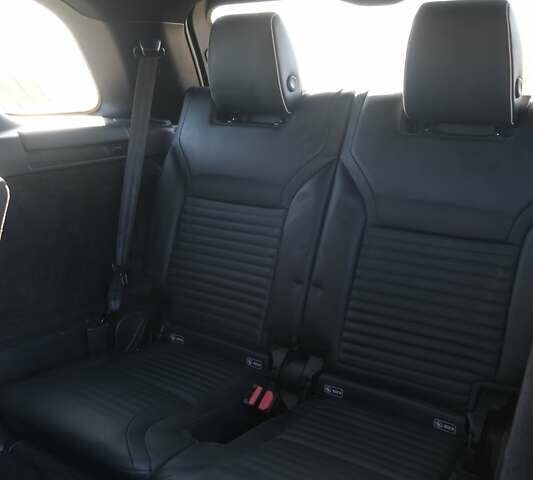 Білий Ленд Ровер Діскавері, об'ємом двигуна 3 л та пробігом 156 тис. км за 33000 $, фото 31 на Automoto.ua