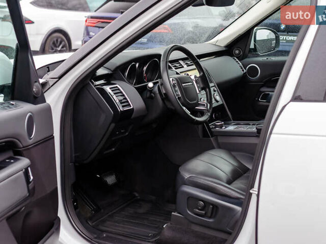 Белый Ленд Ровер Дискавери, объемом двигателя 2 л и пробегом 115 тыс. км за 35555 $, фото 18 на Automoto.ua