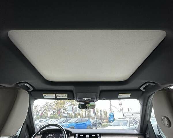 Ленд Ровер Діскавері 2018 у Буче на Automoto.ua Білий Ленд Ровер Діскавері, об'ємом двигуна 3 л та пробігом 155 тис. км за 26999 $, фото 39 на Automoto.ua