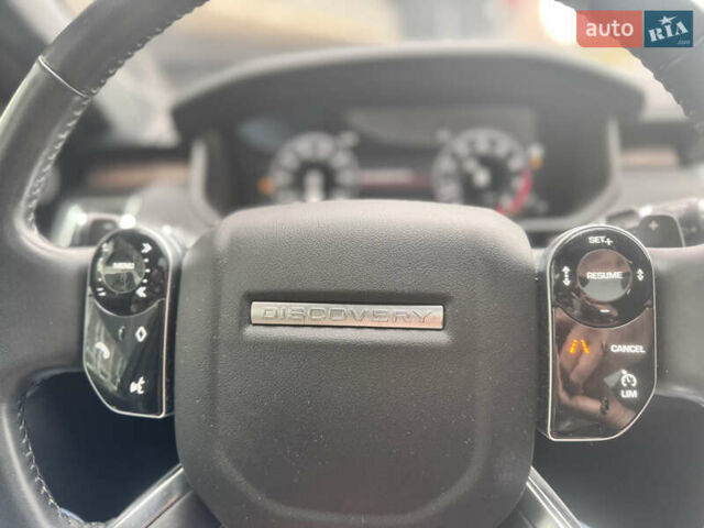 Белый Ленд Ровер Дискавери, объемом двигателя 3 л и пробегом 50 тыс. км за 40000 $, фото 5 на Automoto.ua