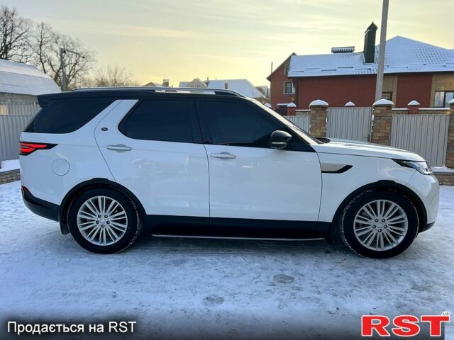 Белый Ленд Ровер Дискавери, объемом двигателя 3 л и пробегом 114 тыс. км за 37000 $, фото 3 на Automoto.ua