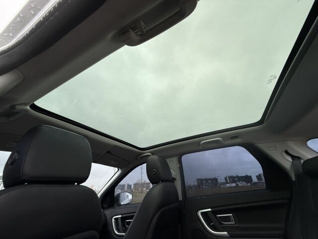 Белый Ленд Ровер Дискавери, объемом двигателя 2 л и пробегом 88 тыс. км за 20300 $, фото 14 на Automoto.ua