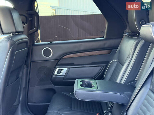 Ленд Ровер Дискавери 2018 в Тернополе на Automoto.ua Белый Ленд Ровер Дискавери, объемом двигателя 3 л и пробегом 190 тыс. км за 26000 $, фото 53 на Automoto.ua
