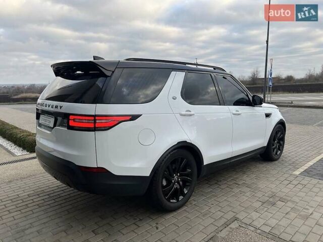 Білий Ленд Ровер Діскавері, об'ємом двигуна 2.99 л та пробігом 155 тис. км за 36000 $, фото 6 на Automoto.ua