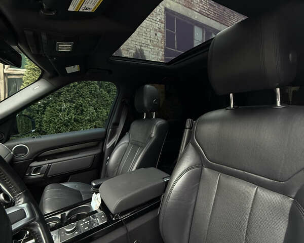 Белый Ленд Ровер Дискавери, объемом двигателя 3 л и пробегом 87 тыс. км за 35000 $, фото 12 на Automoto.ua