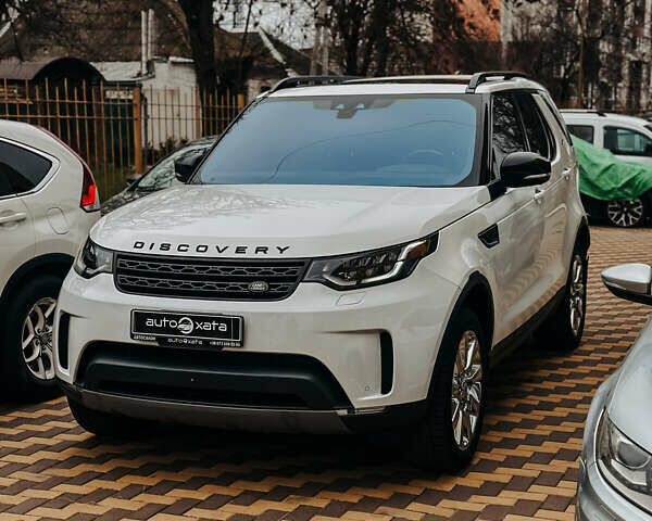 Белый Ленд Ровер Дискавери, объемом двигателя 3 л и пробегом 165 тыс. км за 26900 $, фото 2 на Automoto.ua