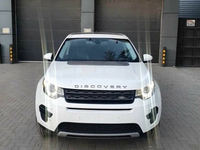 Белый Ленд Ровер Дискавери, объемом двигателя 0 л и пробегом 103 тыс. км за 17499 $, фото 1 на Automoto.ua