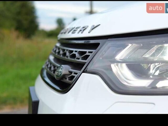 Ленд Ровер Дискавери 2018 в Киеве на Automoto.ua Белый Ленд Ровер Дискавери, объемом двигателя 3 л и пробегом 155 тыс. км за 27777 $, фото 4 на Automoto.ua
