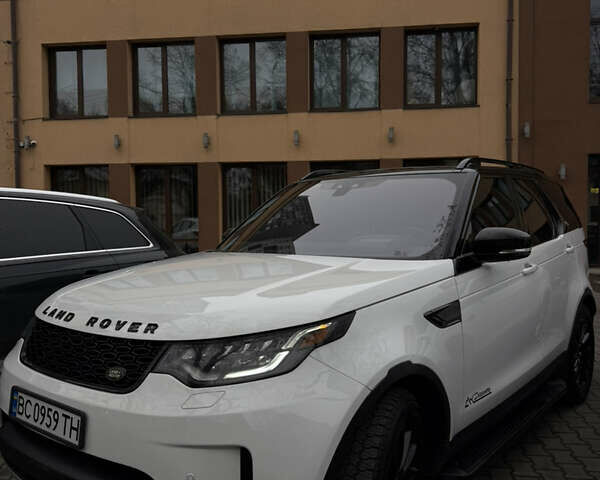Белый Ленд Ровер Дискавери, объемом двигателя 3 л и пробегом 87 тыс. км за 35000 $, фото 5 на Automoto.ua