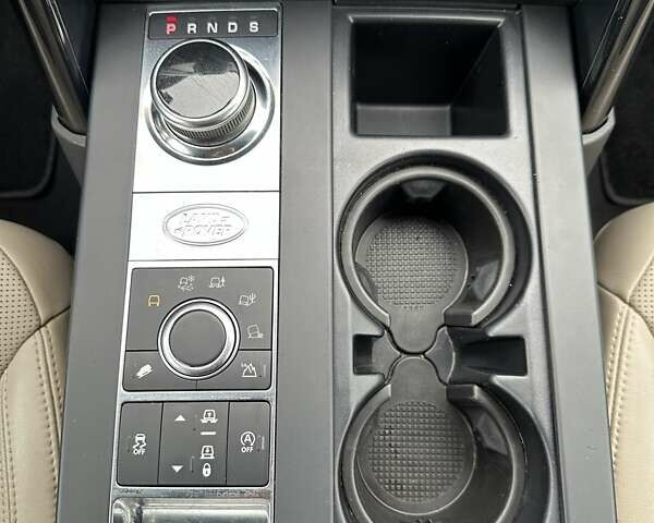 Ленд Ровер Діскавері 2018 у Буче на Automoto.ua Білий Ленд Ровер Діскавері, об'ємом двигуна 3 л та пробігом 155 тис. км за 26999 $, фото 38 на Automoto.ua