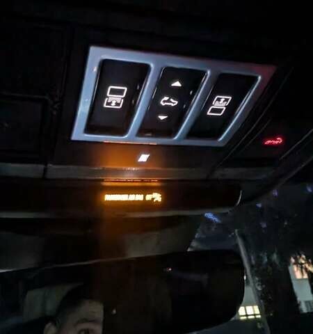 Белый Ленд Ровер Дискавери, объемом двигателя 3 л и пробегом 183 тыс. км за 28882 $, фото 29 на Automoto.ua