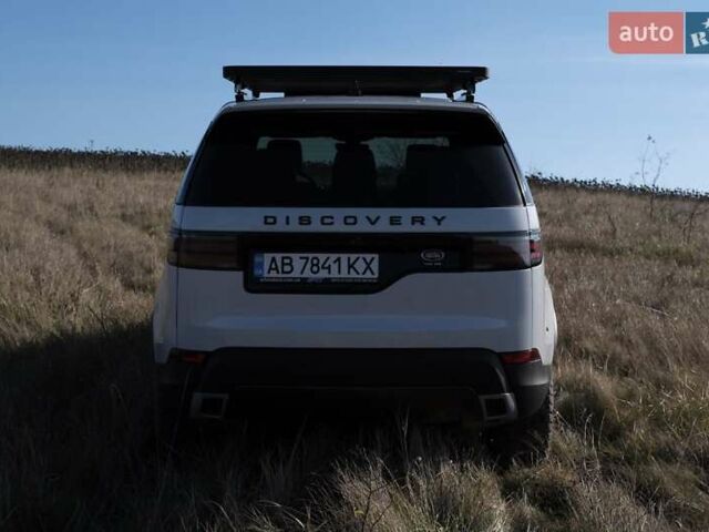 Білий Ленд Ровер Діскавері, об'ємом двигуна 3 л та пробігом 156 тис. км за 33000 $, фото 1 на Automoto.ua