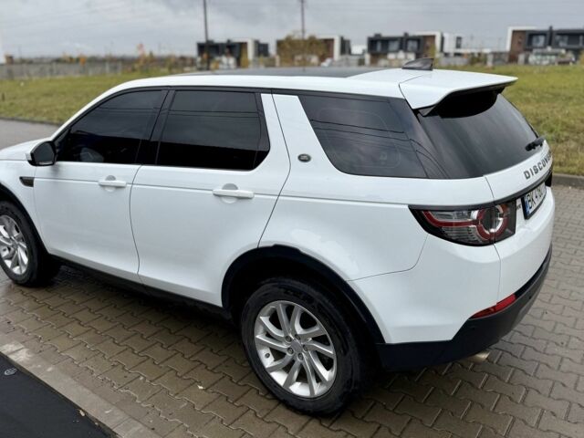 Белый Ленд Ровер Дискавери, объемом двигателя 0 л и пробегом 98 тыс. км за 20800 $, фото 2 на Automoto.ua