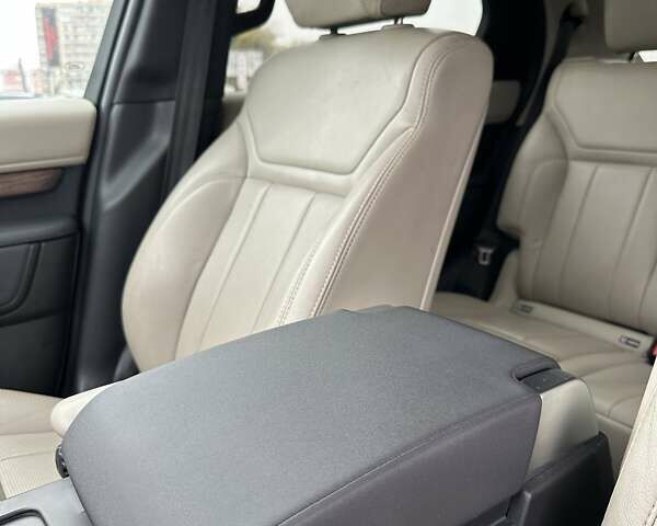 Ленд Ровер Діскавері 2018 у Буче на Automoto.ua Білий Ленд Ровер Діскавері, об'ємом двигуна 3 л та пробігом 155 тис. км за 26999 $, фото 57 на Automoto.ua