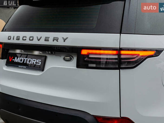 Белый Ленд Ровер Дискавери, объемом двигателя 2 л и пробегом 115 тыс. км за 35555 $, фото 14 на Automoto.ua