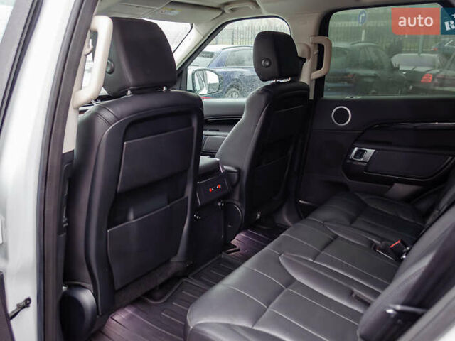 Белый Ленд Ровер Дискавери, объемом двигателя 2 л и пробегом 115 тыс. км за 35555 $, фото 36 на Automoto.ua