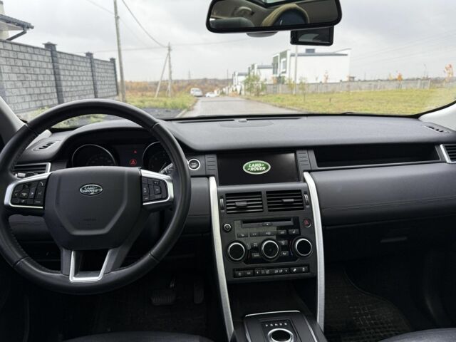 Белый Ленд Ровер Дискавери, объемом двигателя 2 л и пробегом 88 тыс. км за 20300 $, фото 15 на Automoto.ua