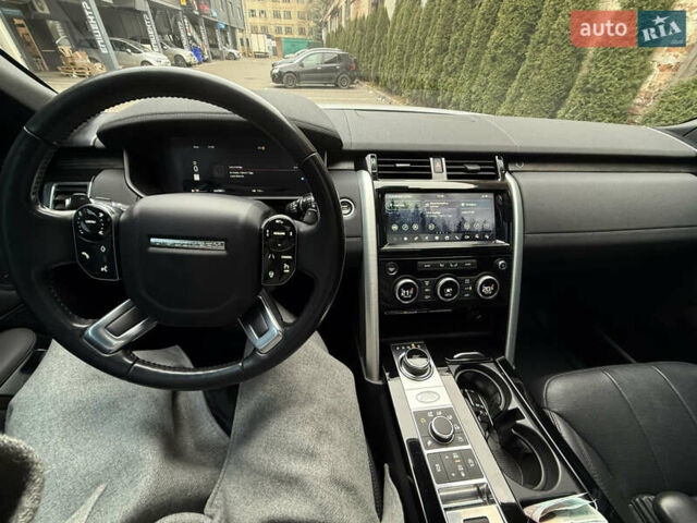 Белый Ленд Ровер Дискавери, объемом двигателя 3 л и пробегом 87 тыс. км за 35000 $, фото 10 на Automoto.ua