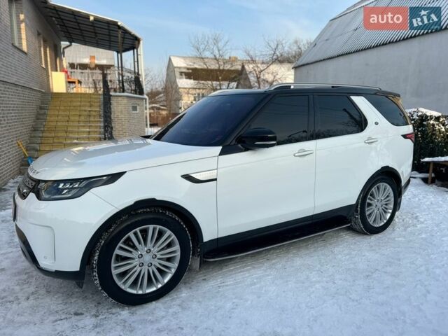 Білий Ленд Ровер Діскавері, об'ємом двигуна 3 л та пробігом 114 тис. км за 35900 $, фото 23 на Automoto.ua