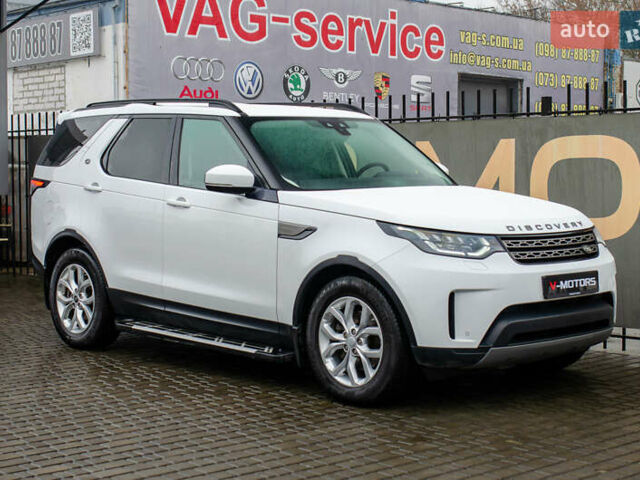 Белый Ленд Ровер Дискавери, объемом двигателя 2 л и пробегом 115 тыс. км за 35555 $, фото 2 на Automoto.ua