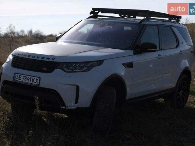 Білий Ленд Ровер Діскавері, об'ємом двигуна 3 л та пробігом 156 тис. км за 33000 $, фото 43 на Automoto.ua