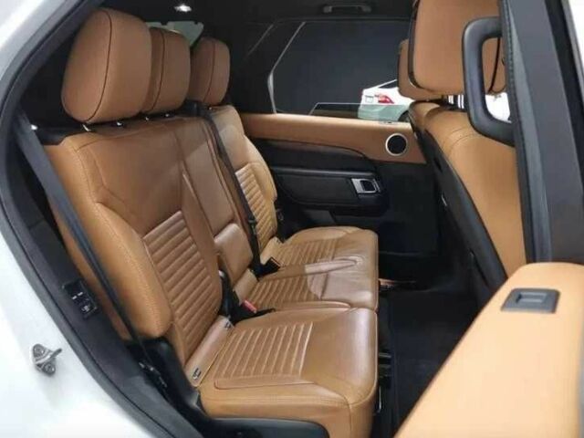 Белый Ленд Ровер Дискавери, объемом двигателя 3 л и пробегом 75 тыс. км за 28000 $, фото 11 на Automoto.ua