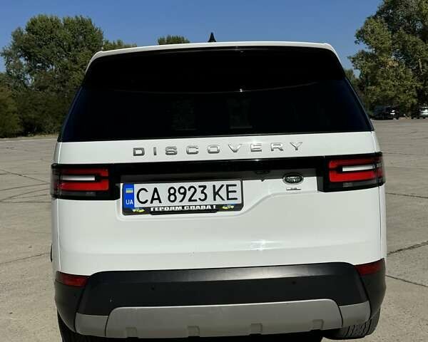 Білий Ленд Ровер Діскавері, об'ємом двигуна 3 л та пробігом 105 тис. км за 29300 $, фото 3 на Automoto.ua