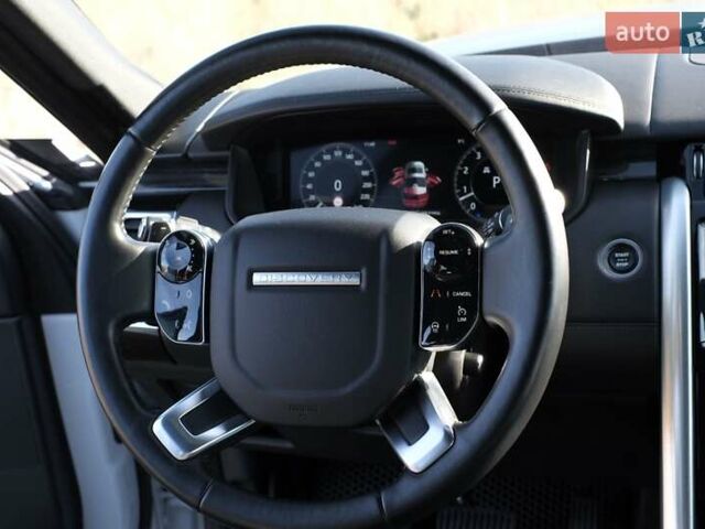 Білий Ленд Ровер Діскавері, об'ємом двигуна 3 л та пробігом 156 тис. км за 33000 $, фото 25 на Automoto.ua