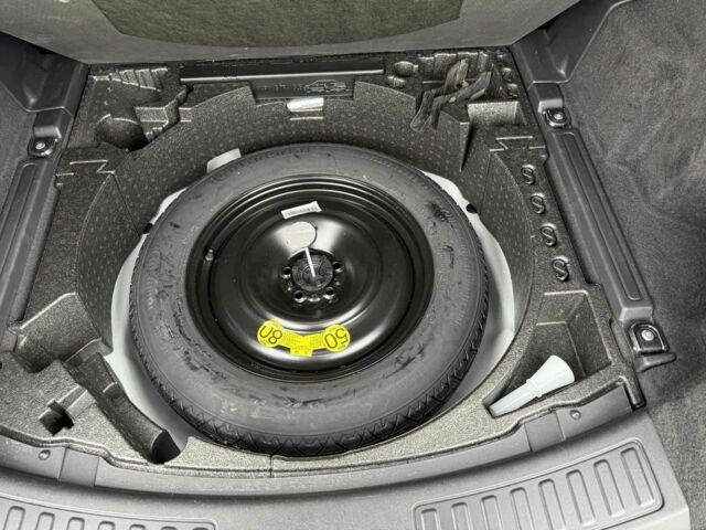 Белый Ленд Ровер Дискавери, объемом двигателя 0 л и пробегом 98 тыс. км за 20800 $, фото 22 на Automoto.ua