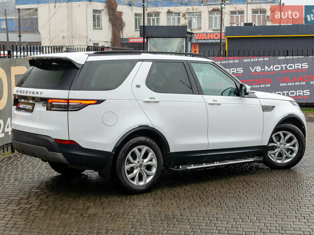 Белый Ленд Ровер Дискавери, объемом двигателя 2 л и пробегом 115 тыс. км за 35555 $, фото 5 на Automoto.ua