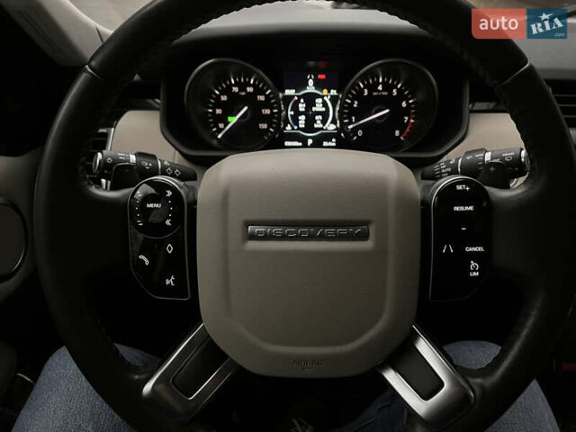 Белый Ленд Ровер Дискавери, объемом двигателя 3 л и пробегом 38 тыс. км за 31500 $, фото 13 на Automoto.ua