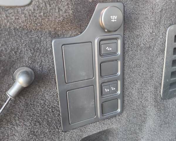 Ленд Ровер Дискавери 2019 в Одессе на Automoto.ua Белый Ленд Ровер Дискавери, объемом двигателя 3 л и пробегом 54 тыс. км за 70000 $, фото 27 на Automoto.ua