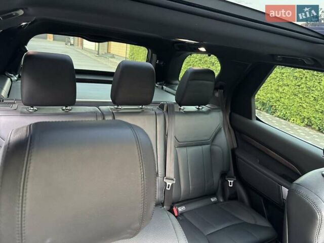 Ленд Ровер Дискавери 2019 в Львове на Automoto.ua Белый Ленд Ровер Дискавери, объемом двигателя 3 л и пробегом 112 тыс. км за 43000 $, фото 7 на Automoto.ua