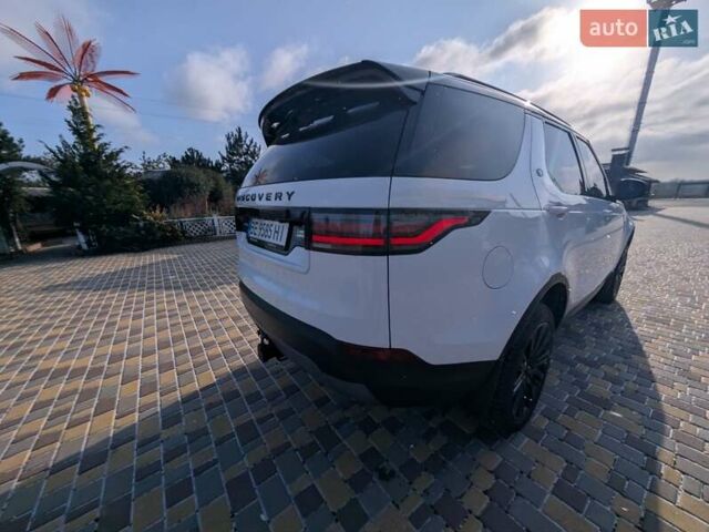 Білий Ленд Ровер Діскавері, об'ємом двигуна 2.99 л та пробігом 99 тис. км за 42500 $, фото 54 на Automoto.ua
