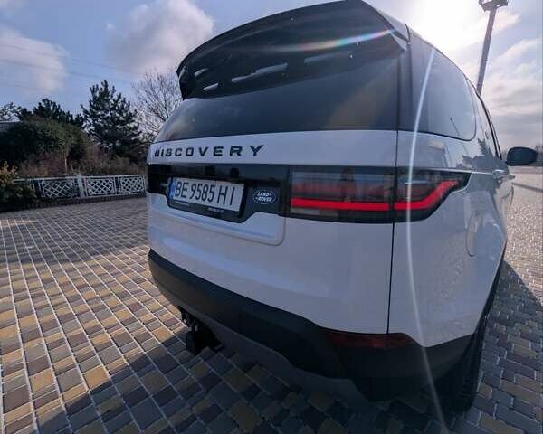 Білий Ленд Ровер Діскавері, об'ємом двигуна 2.99 л та пробігом 99 тис. км за 42500 $, фото 12 на Automoto.ua