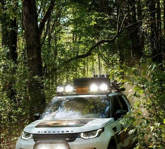 Ленд Ровер Дискавери 2019 в Одессе на Automoto.ua Белый Ленд Ровер Дискавери, объемом двигателя 3 л и пробегом 54 тыс. км за 70000 $, фото 39 на Automoto.ua