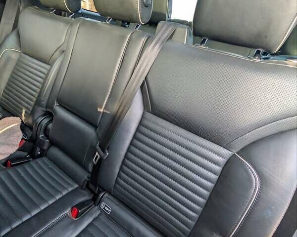 Білий Ленд Ровер Діскавері, об'ємом двигуна 2.99 л та пробігом 99 тис. км за 42500 $, фото 38 на Automoto.ua